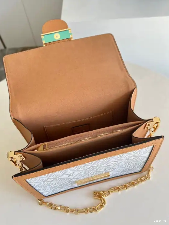 LOUIS MM DAUPHINE VUITTON 0705
